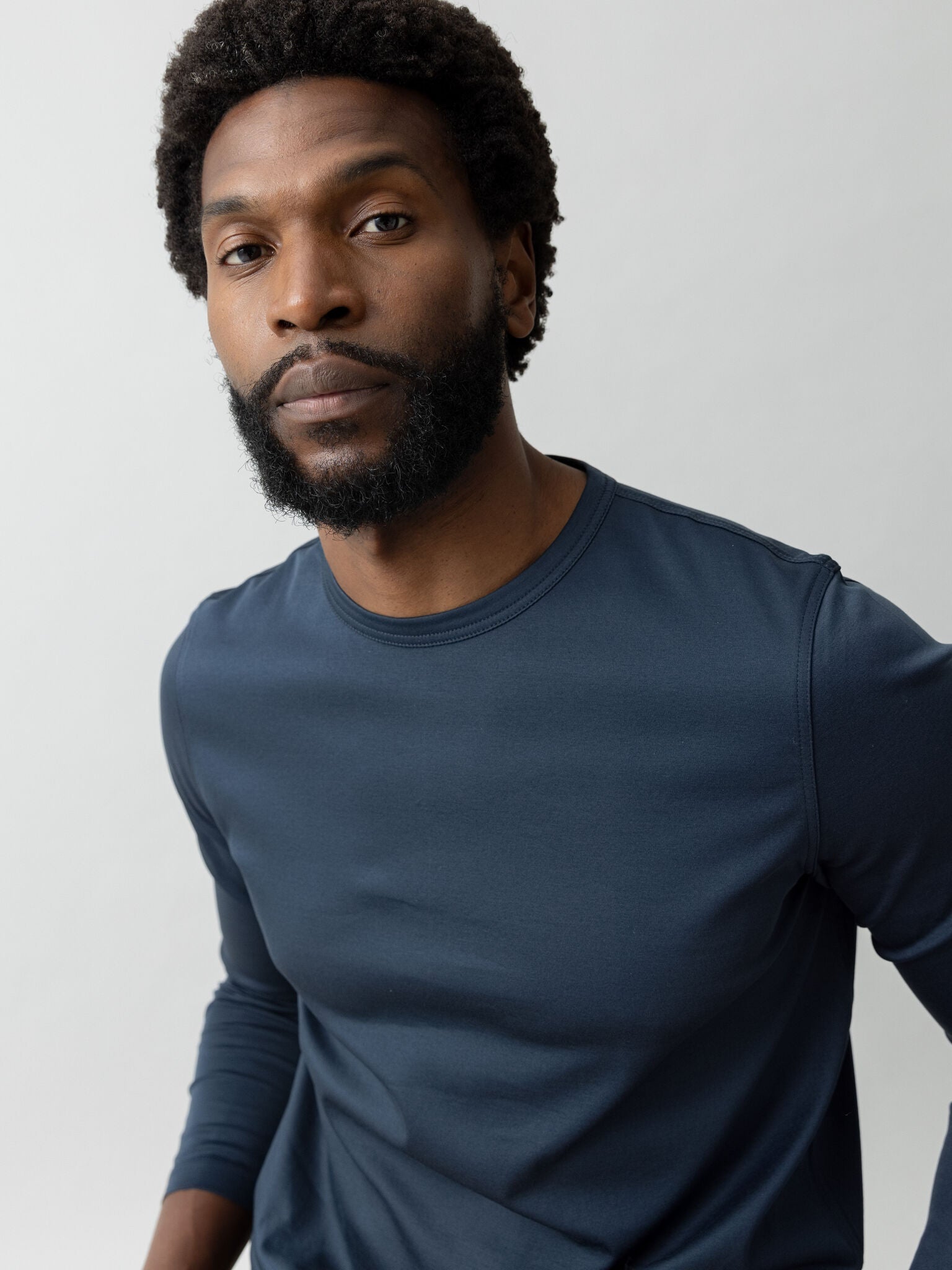 Modelshot / Navy / Detail